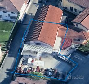 Magazzino con ufficio