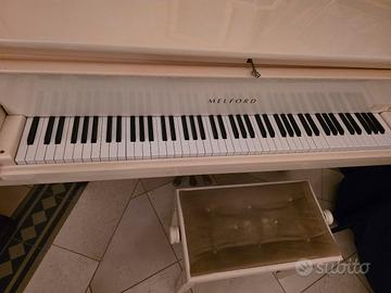 pianoforte mezza coda