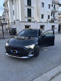 Audi A3 All street S-Line Full Optional