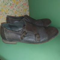 scarpe eleganti in pelle da  uomo ,marca  MOMA n42