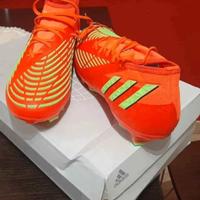 Scarpini nuovi con etichetta e scatola