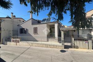 VILLA SINGOLA A ATRI