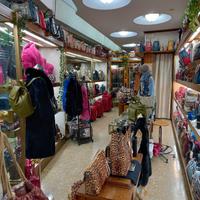 Locale c1 in via m.stabile/r.settimo 5 vetrine