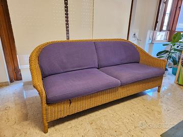 Divano per esterni in midollino