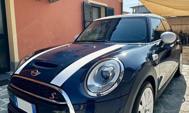 Mini Cooper SD 2.0 170cv automatica, 5porte Hype