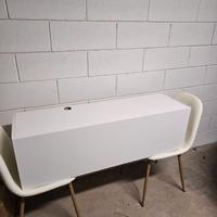 Mobile soggiorno bianco con anta