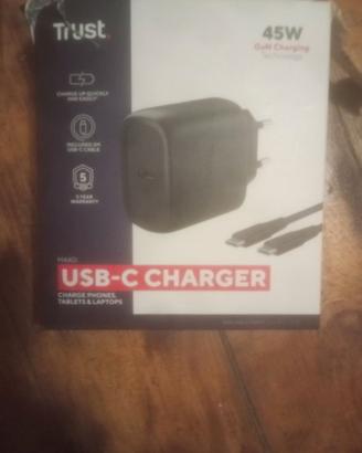 USB-C Charger/ Charge Phones, Tablets & Laptops.