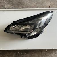 Fanale anteriore Opel corsa 2019 gpl