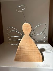 Angioletto in legno con ali