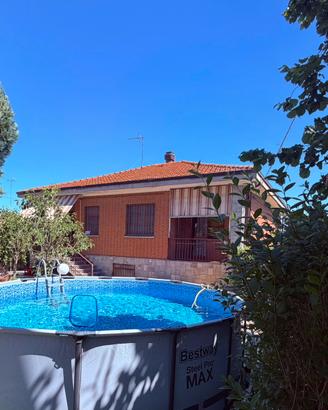 Villa vacanze con piscina