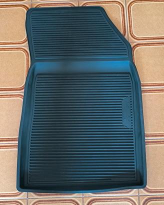 tappetini in gomma originali per Jeep Avenger 