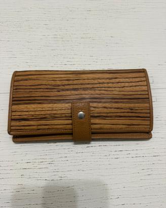 Portafoglio donna in legno e pelle della WOOBag
