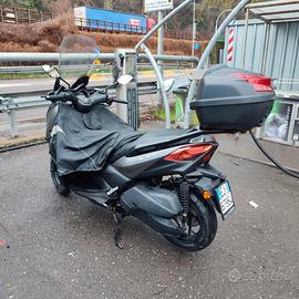 Yamaha X-Max 300 - 2017