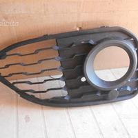 Griglia fendinebbia destra Bmw 118d