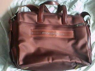 Borsa media PIQUADRO multicomparto + PC - LapTop
