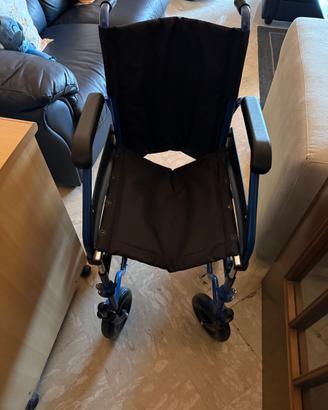 Sedia a rotelle, Stampelle, Tutore arti inferiori