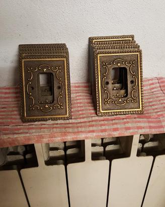 Placche in ottone per interruttori