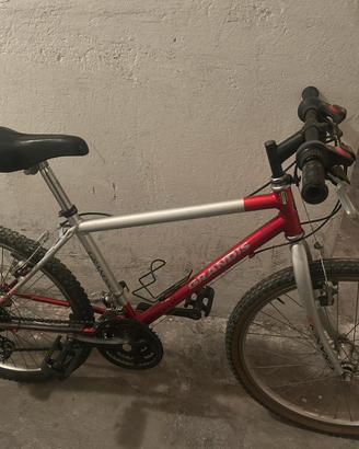 Bicicleta rossa 24 pollici 20 euro