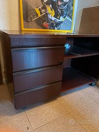 Piccolo mobile/scrivania