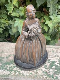 Dama con fiori V.Bertolotti