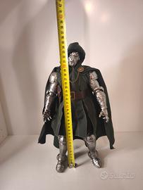 Doctor Doom Avengers Doomsday 36cm Action Figure