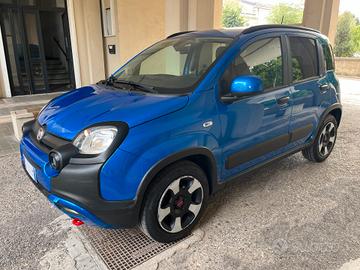 Fiat Panda Cross 1.0 FireFly S&S Hybrid