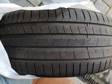 Pneumatici p zero 275/50 R20 113w Run flat