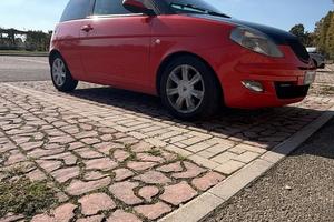 Lancia y