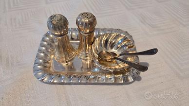 Set Condimenti Vintage in Metallo Argentato – Sali