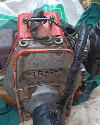 Decespugliatore Kawasaki TD40