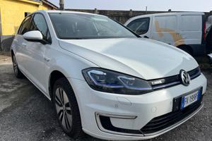 Volkswagen Golf e-Golf 136 CV elettrica non marcia
