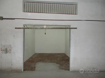 Deposito - Garage viale Ciusa - via Capula