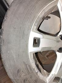 gomme con cerhi da neve cerchi lega