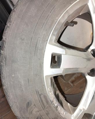 gomme con cerhi da neve cerchi lega