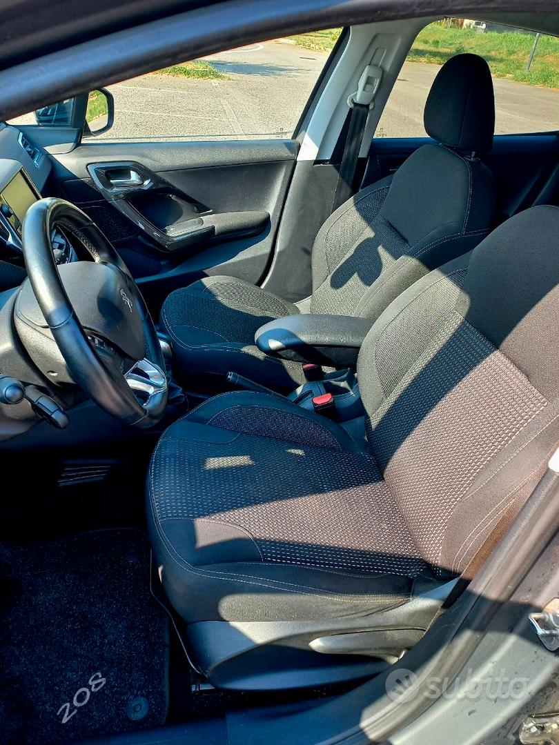 Peugeot 208 2016 photo 5