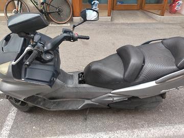 Honda silver Wing FJS 400