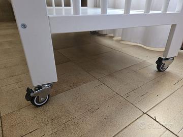 Fasciatoio gulliver ikea con rotelline