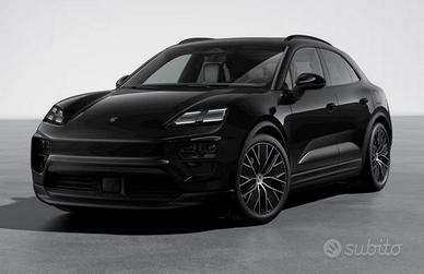 Porsche Macan 4 BEV - IVA Esposta