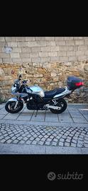Yamaha 600