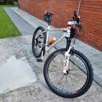 bici mtb montabike  