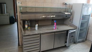 Attrezzatura pizzeria + bancone bar 9 metri