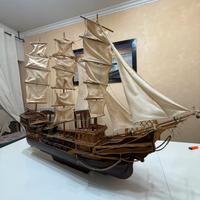 Modellino Barca a Vela Fatto a Mano