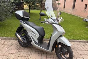 Honda SH 150i ABS Pearl Falcon Gray