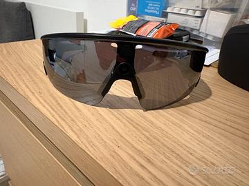 Oakley Meta Vanguard