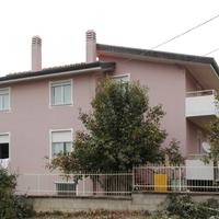 Austis prestigioso appartamento in bifamiliare