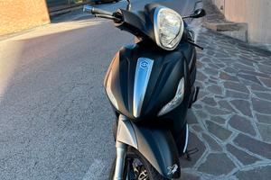 piaggio Beverly 350