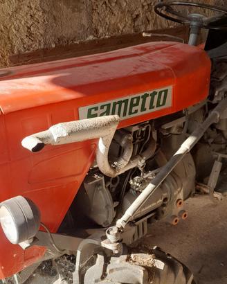 trattore agricolo 