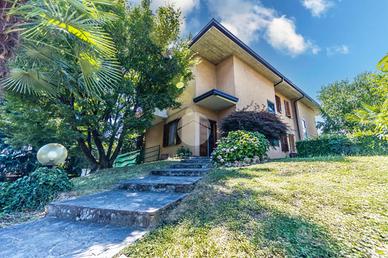 PORZIONE DI BIFAMILIARE A BRUSAPORTO