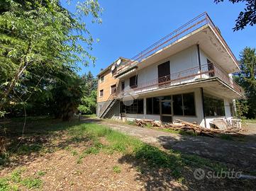 RUSTICO A CAZZAGO SAN MARTINO