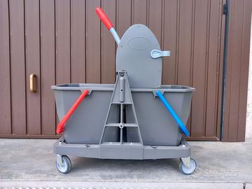 Carrello secchi